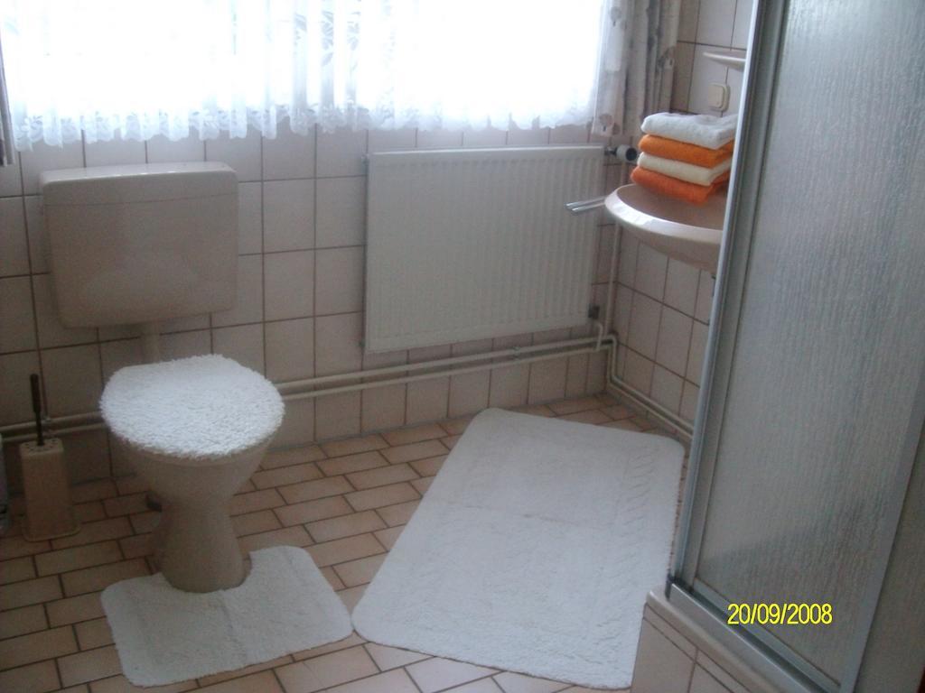 Ferien und Gaestehaus Harms Neuenkirchen  Zimmer foto