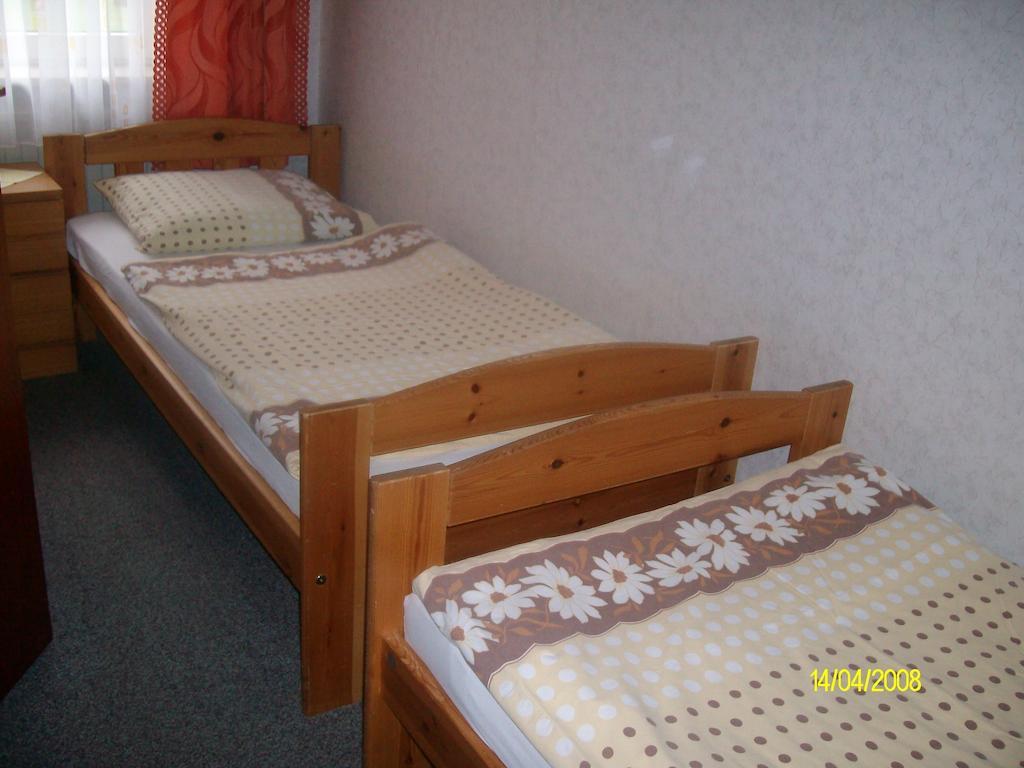 Ferien und Gaestehaus Harms Neuenkirchen  Zimmer foto